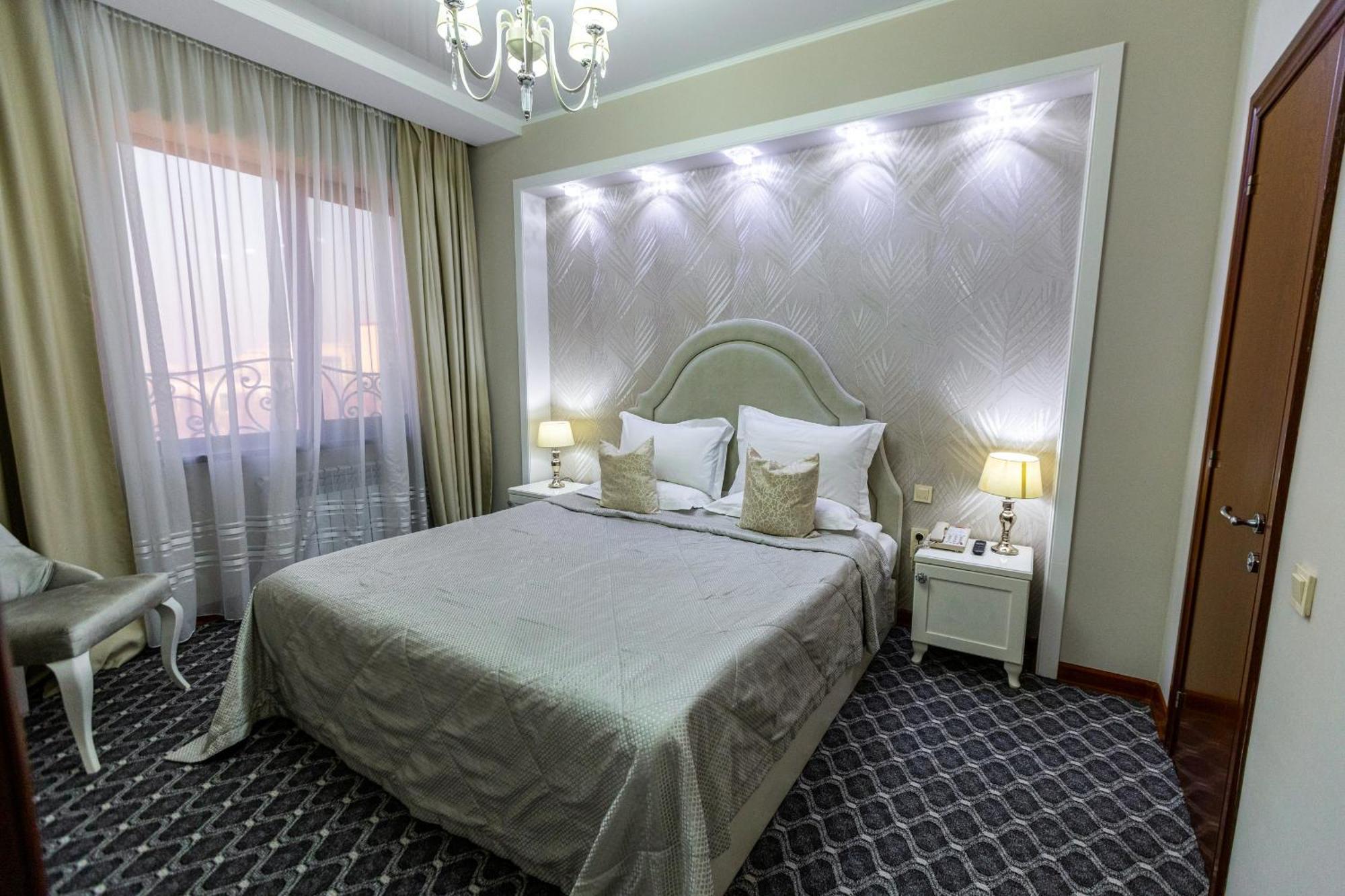 Otel Plaza Almatı