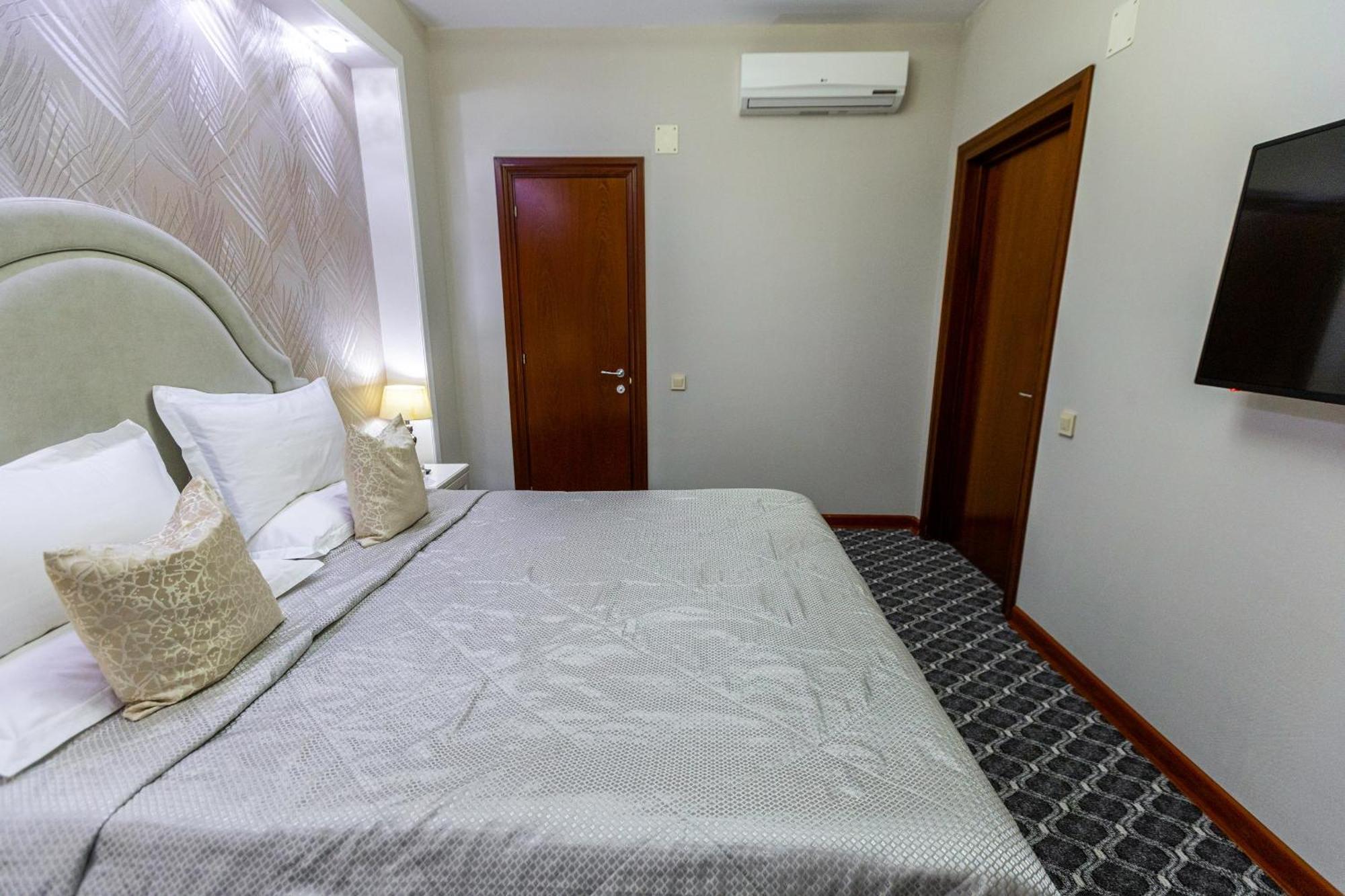 Plaza Otel Almatı