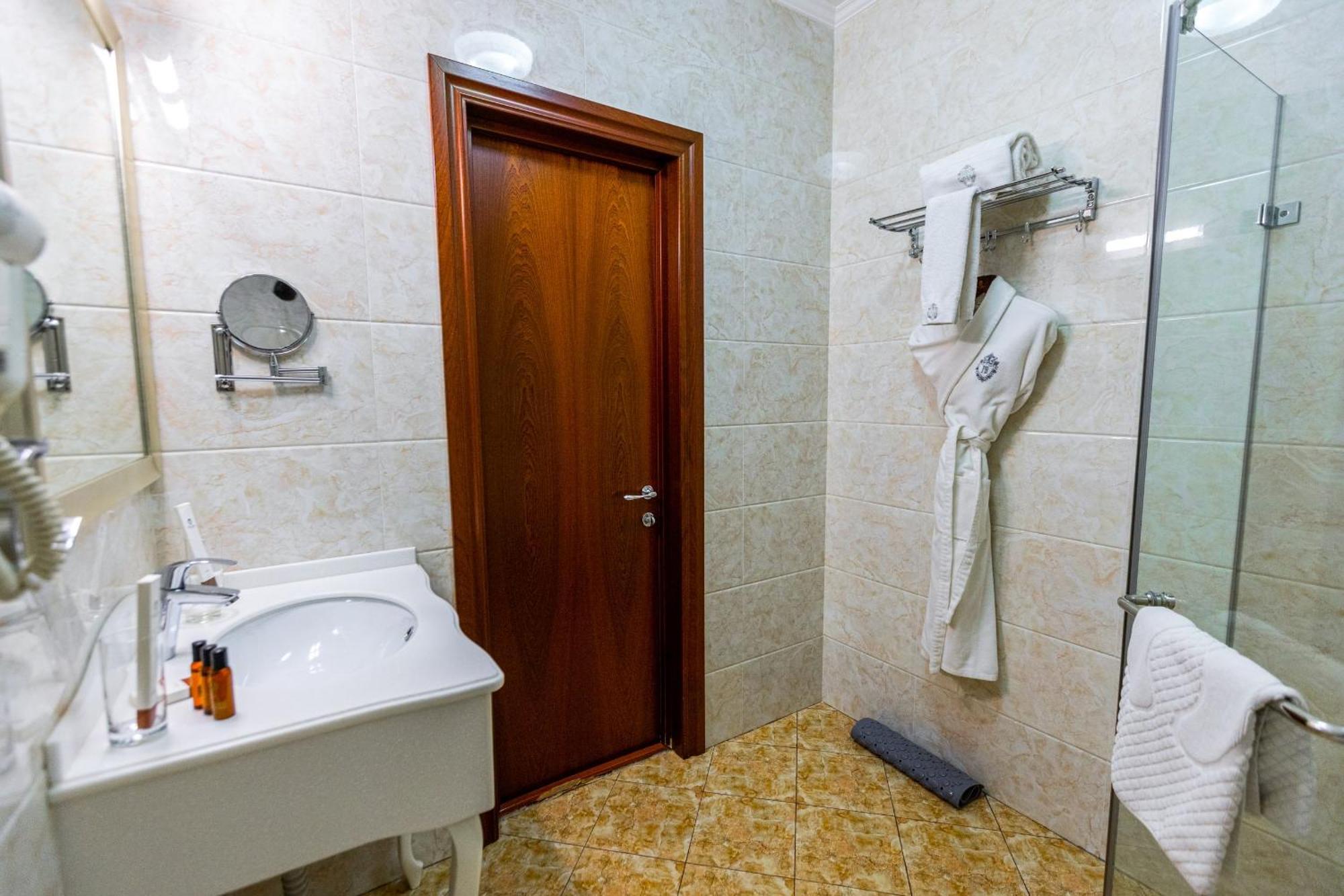 Plaza Otel 4*